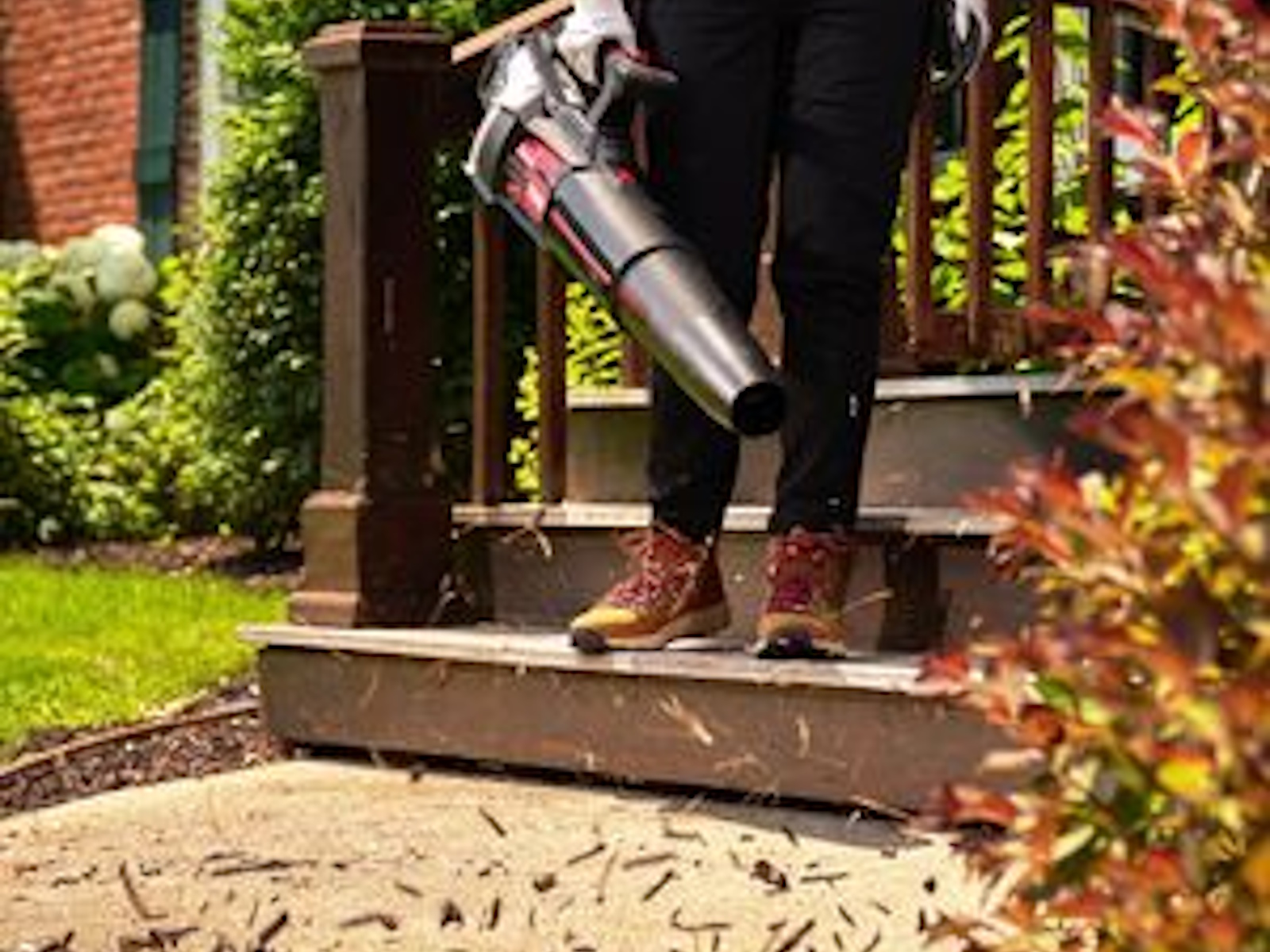 2026 Toro 60V MAX 900 CFM Brushless Leaf Blower - 4.0Ah Battery Included Blowers
