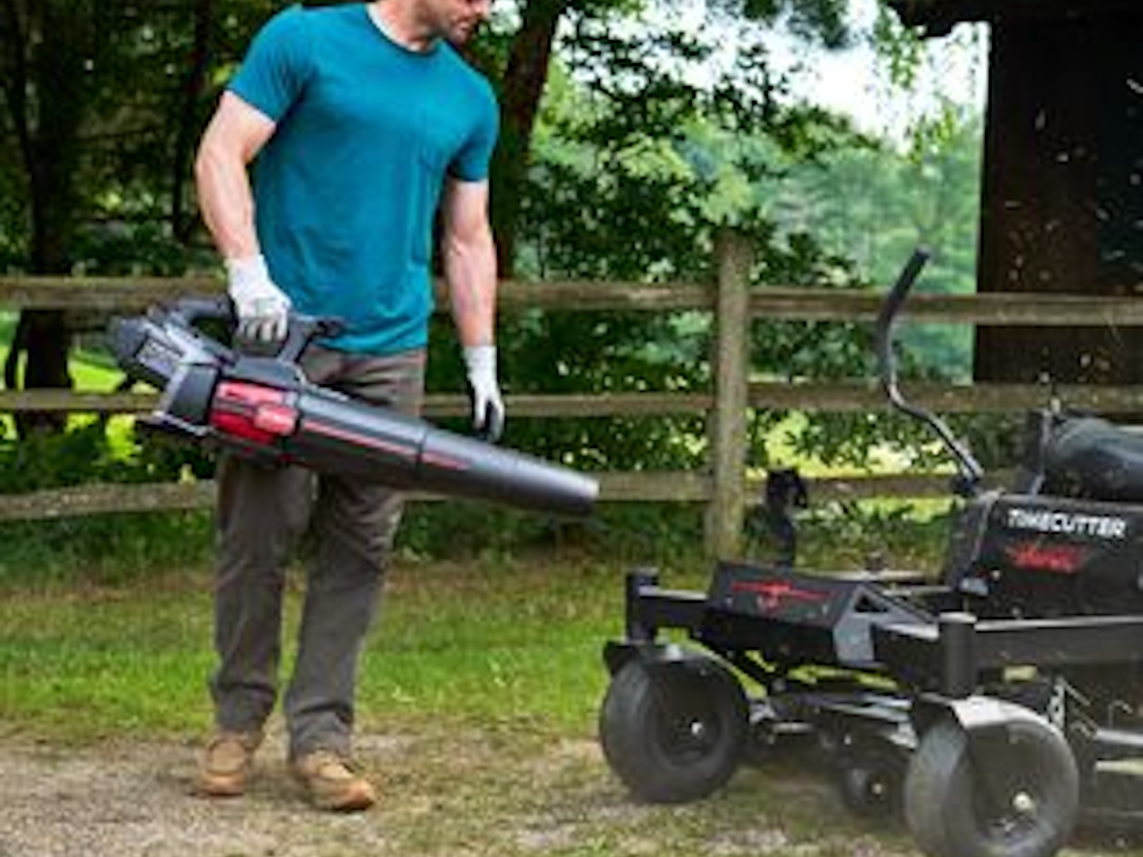 2026 Toro 60V MAX 900 CFM Brushless Leaf Blower - 4.0Ah Battery Included Blowers