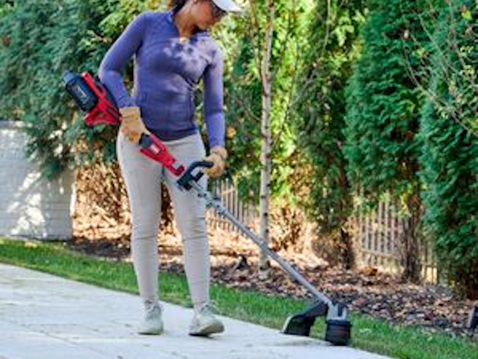 2026 Toro 60V MAX* 16 in. (40.6 cm) Telescoping Shaft String Trimmer - 2.0Ah Battery Included String Trimmers