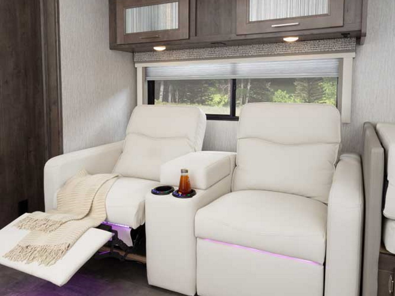 2022 Coachmen Pursuit 27XPS Motorhome