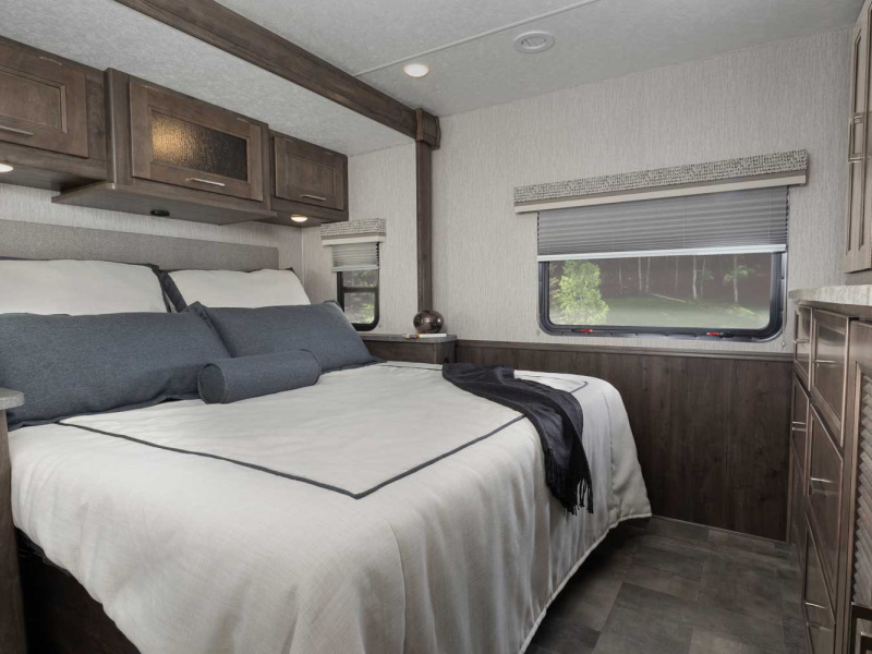2022 Coachmen Pursuit 27XPS Motorhome