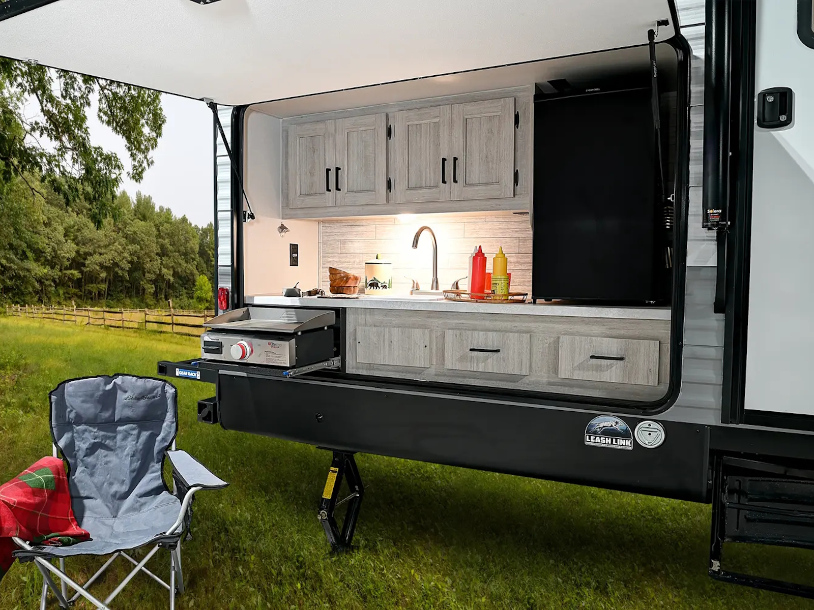 2025 Coachmen Catalina Legacy Edition 293TQBSCK TRAVEL TRAILER