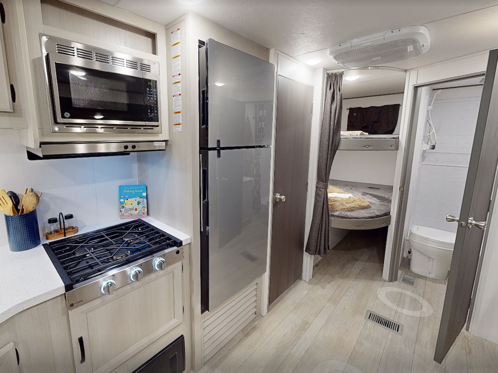 2027 Coachmen Catalina Summit Series 8 261BHS TRAVEL TRAILER