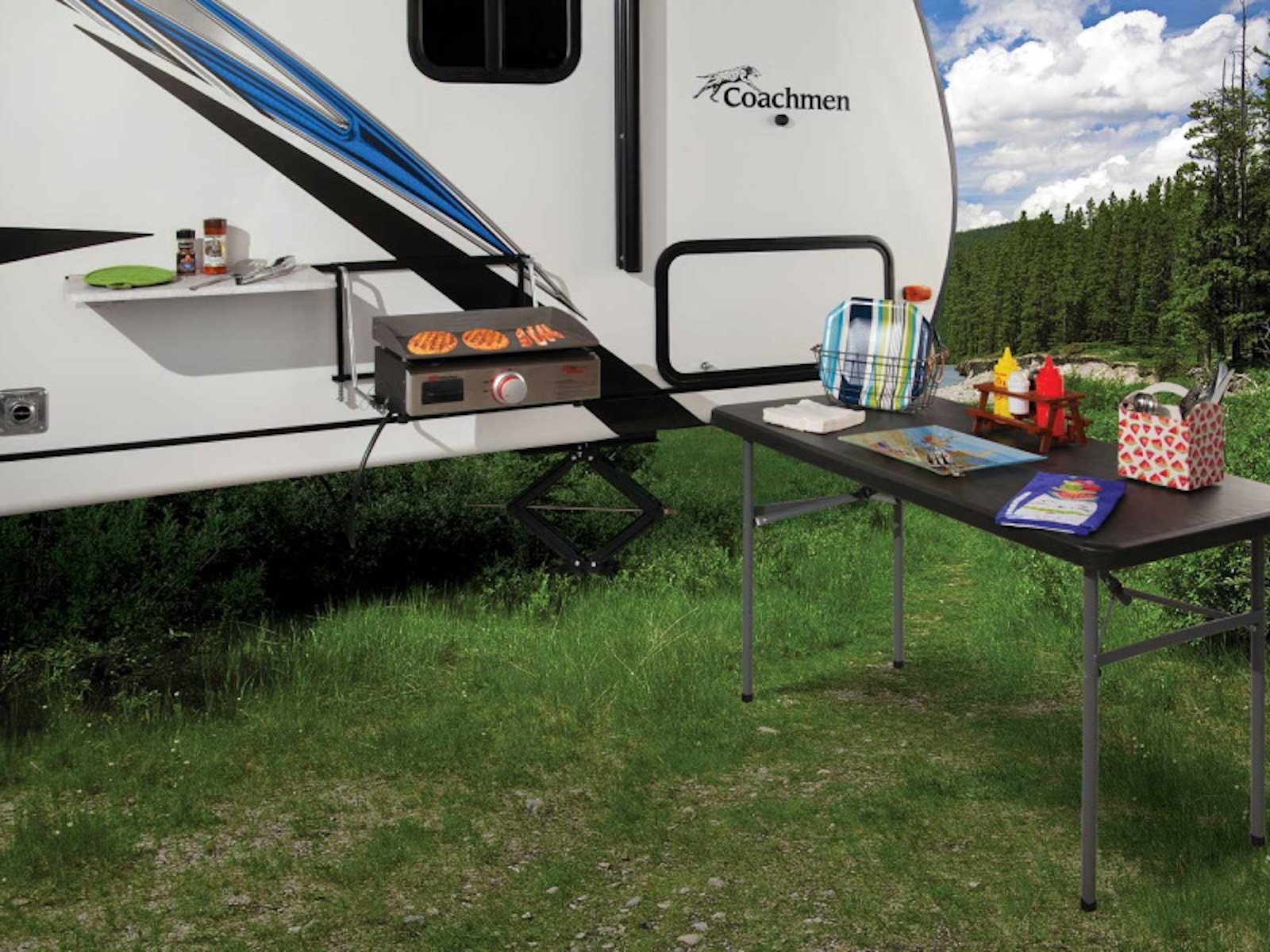 2022 Coachmen Freedom Express Ultra Lite 294BHDS TRAVEL TRAILER