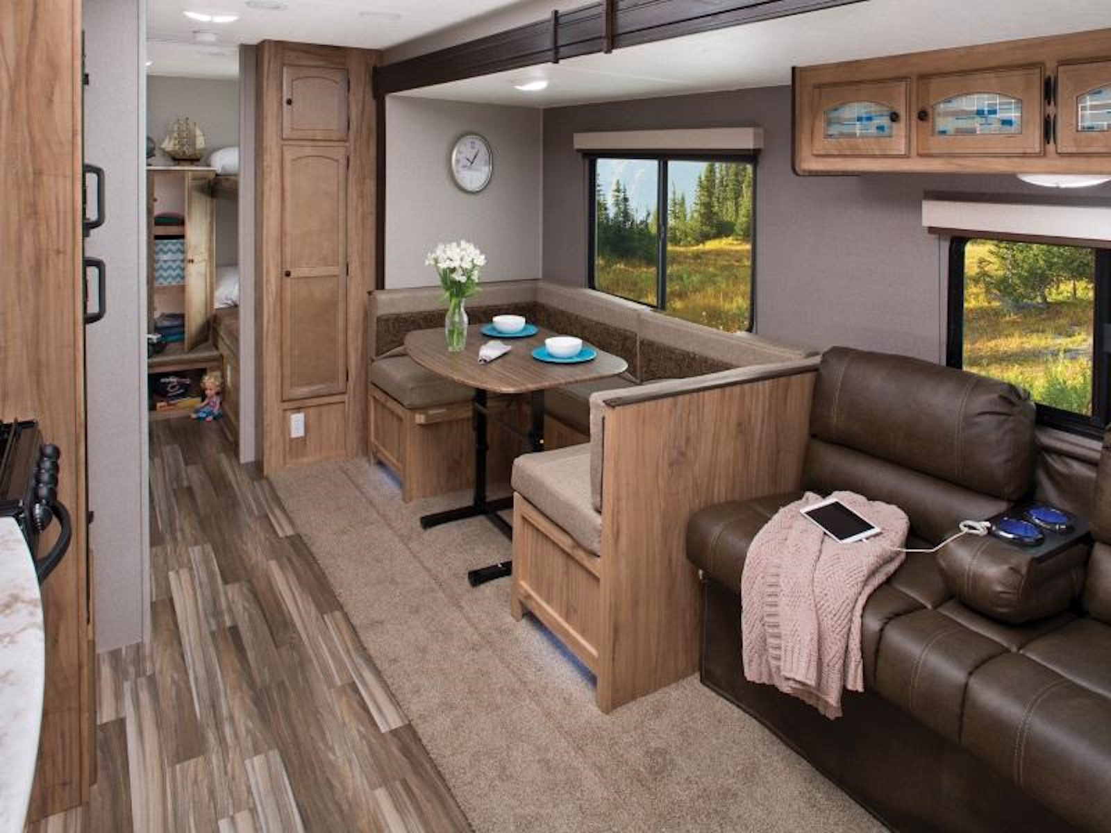 2016 Coachmen Freedom Express Select 25 SE TRAVEL TRAILER