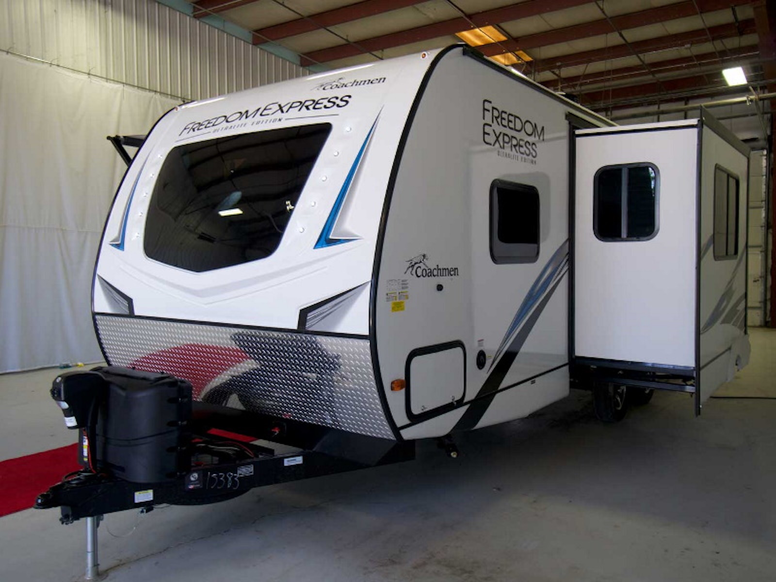 2021 Coachmen Freedom Express Ultra Lite 257BHS TRAVEL TRAILER
