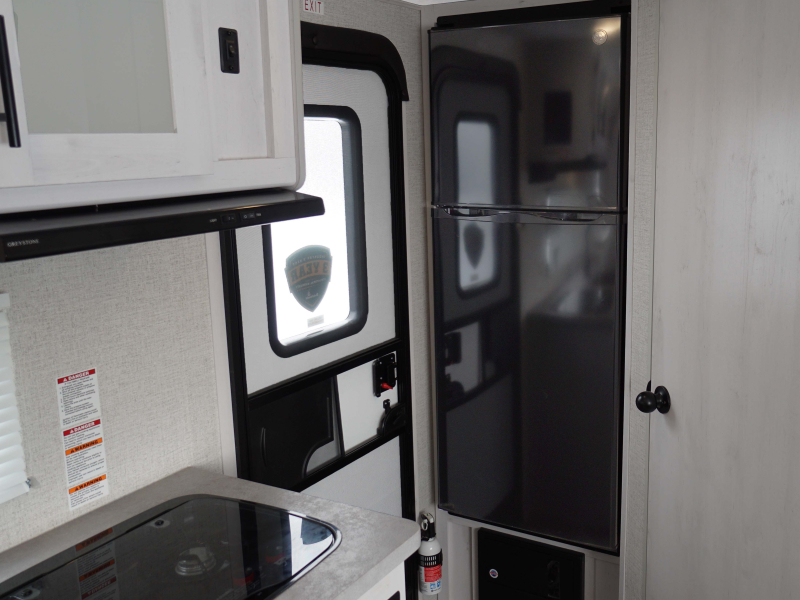 2022 Dutchmen Coleman Rubicon Travel Trailer