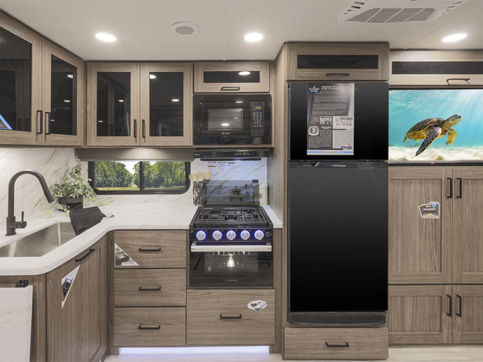 2024 Alliance Delta Travel Trailer