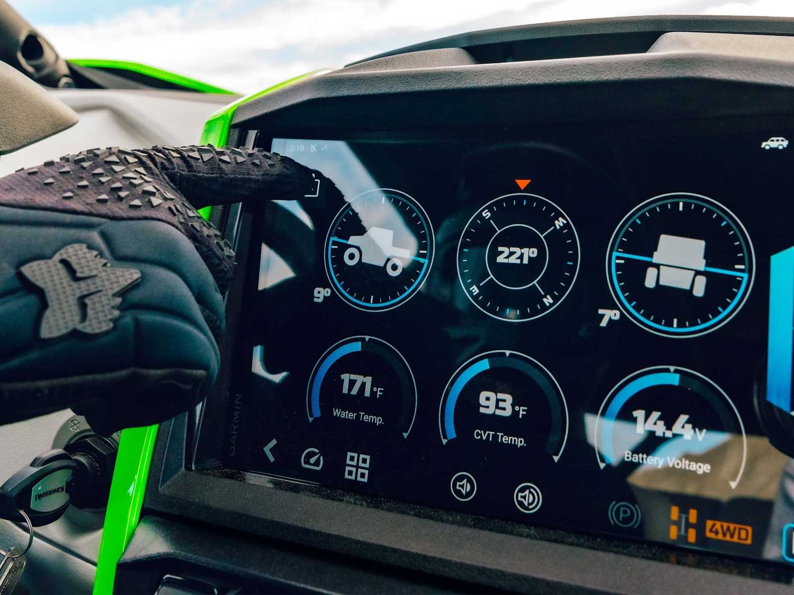 2026 Kawasaki TERYX5 H2 Deluxe eS UTV-HighPerf