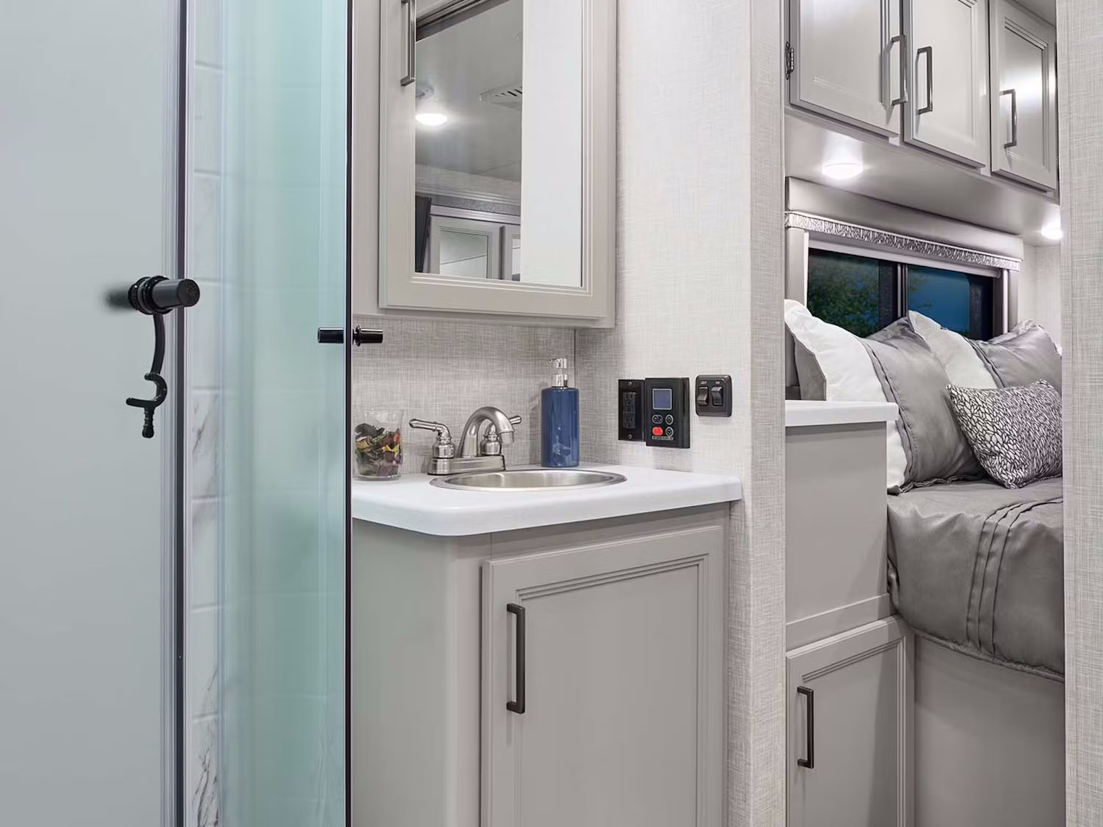 2024 Thor Motor Coach Echelon CLASS C MOTORHOME