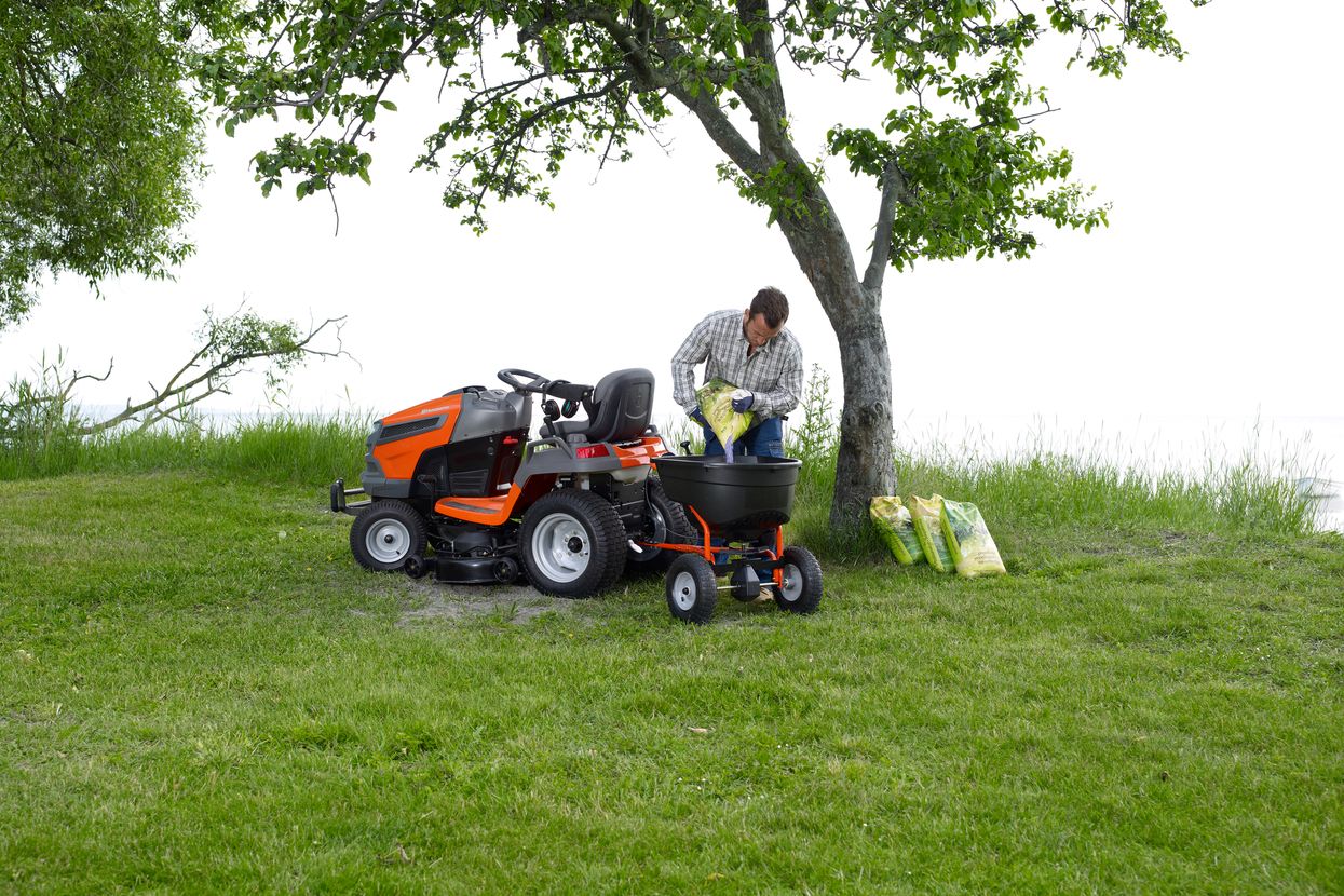 2026 Husqvarna Construction TS 275XD 48 in Riding Mower