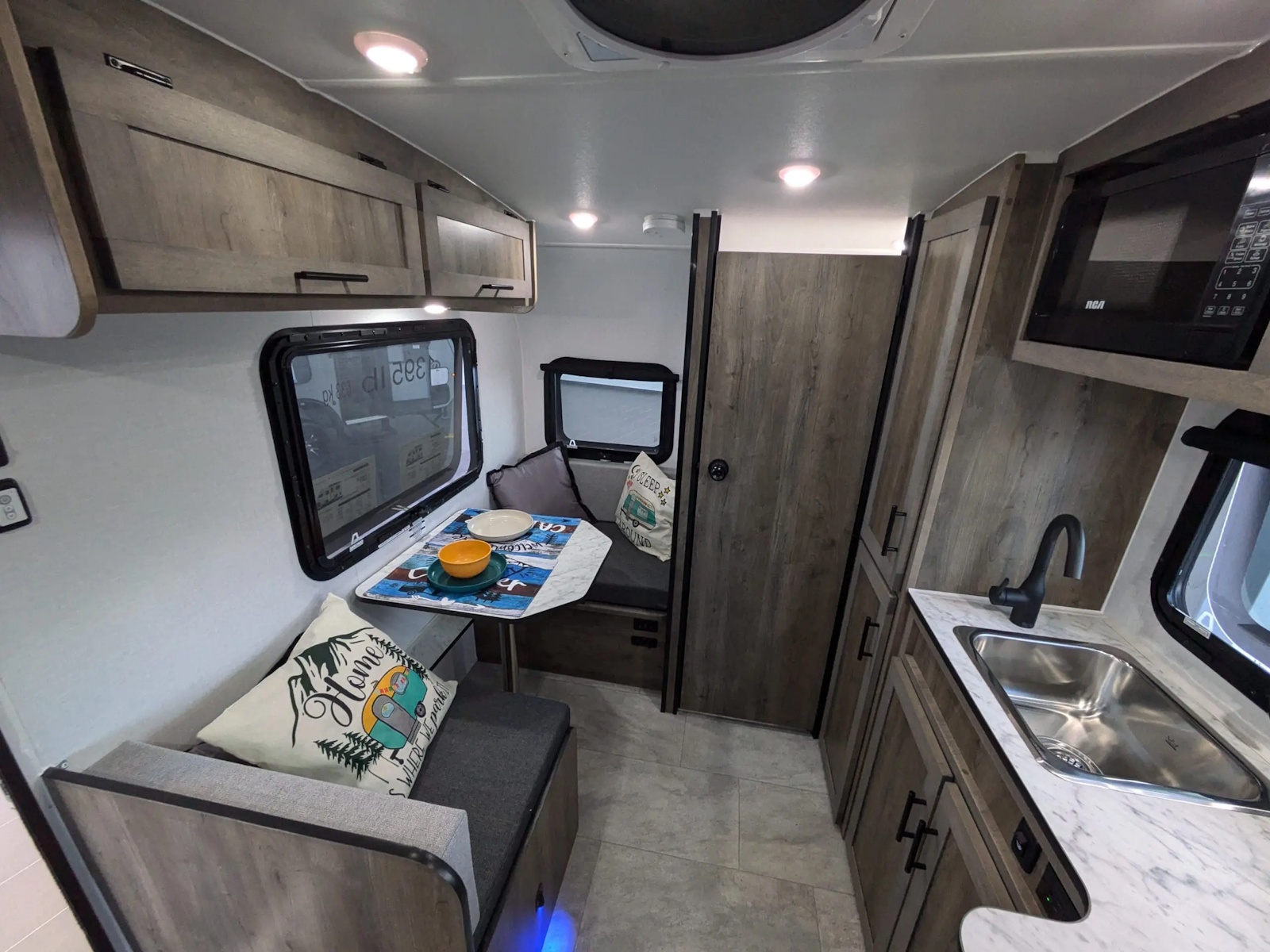 2026 ProLite Lounge TRAVEL TRAILER