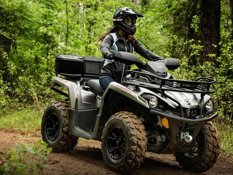 2017 CAN-AM Outlander Max XT 570 UTV