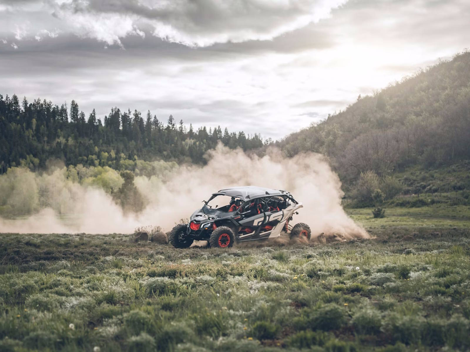 2027 CAN-AM Maverick R MAX X rs 999T DCT UTV