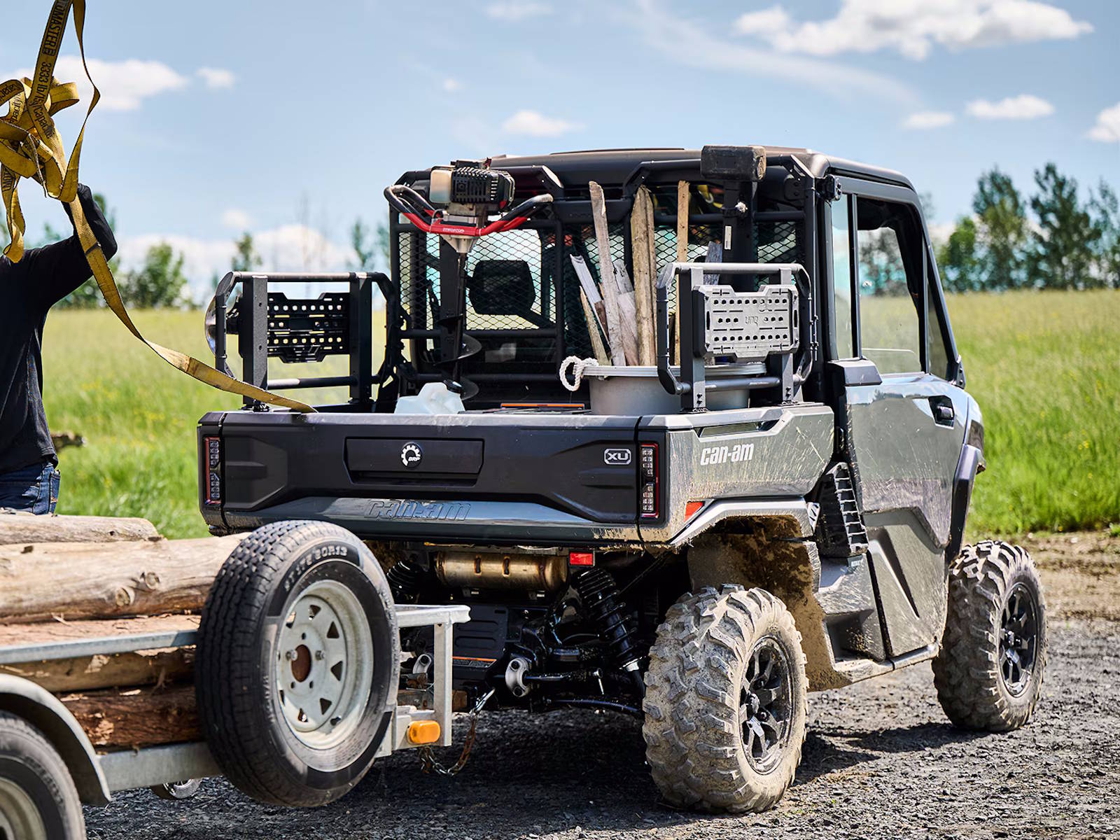 2027 CAN-AM Defender XU MAX LONE STAR CAB UTV