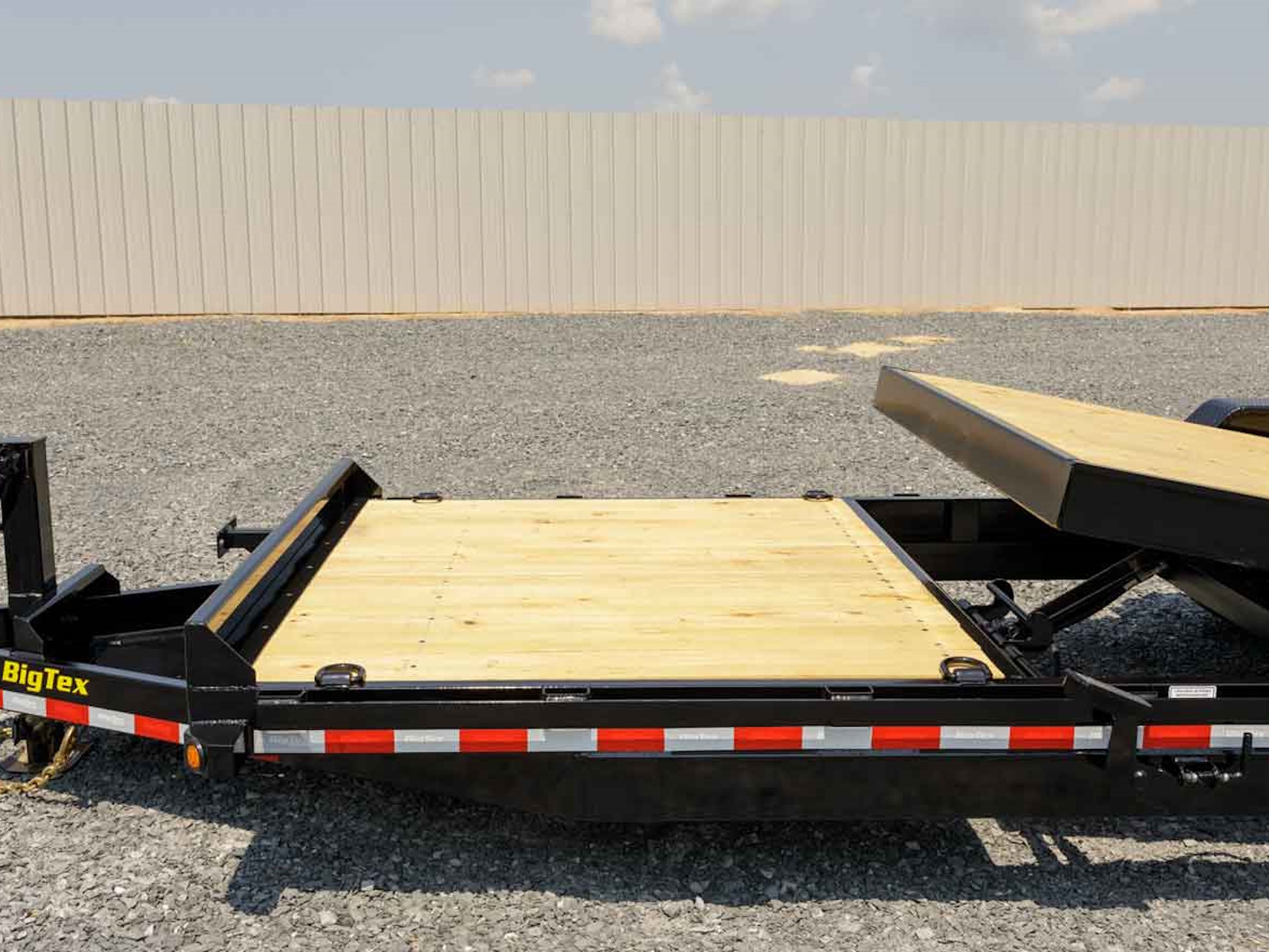 2025 Big Tex 14TL-22 Equipment Trailers