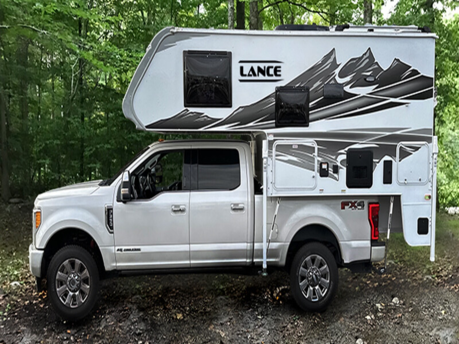 2027 Lance 850 Truck Camper