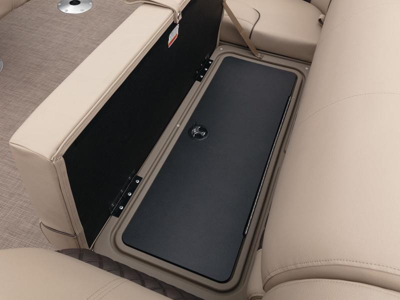 2021 Sun Tracker Fishin' Barge 20 DLX Boat