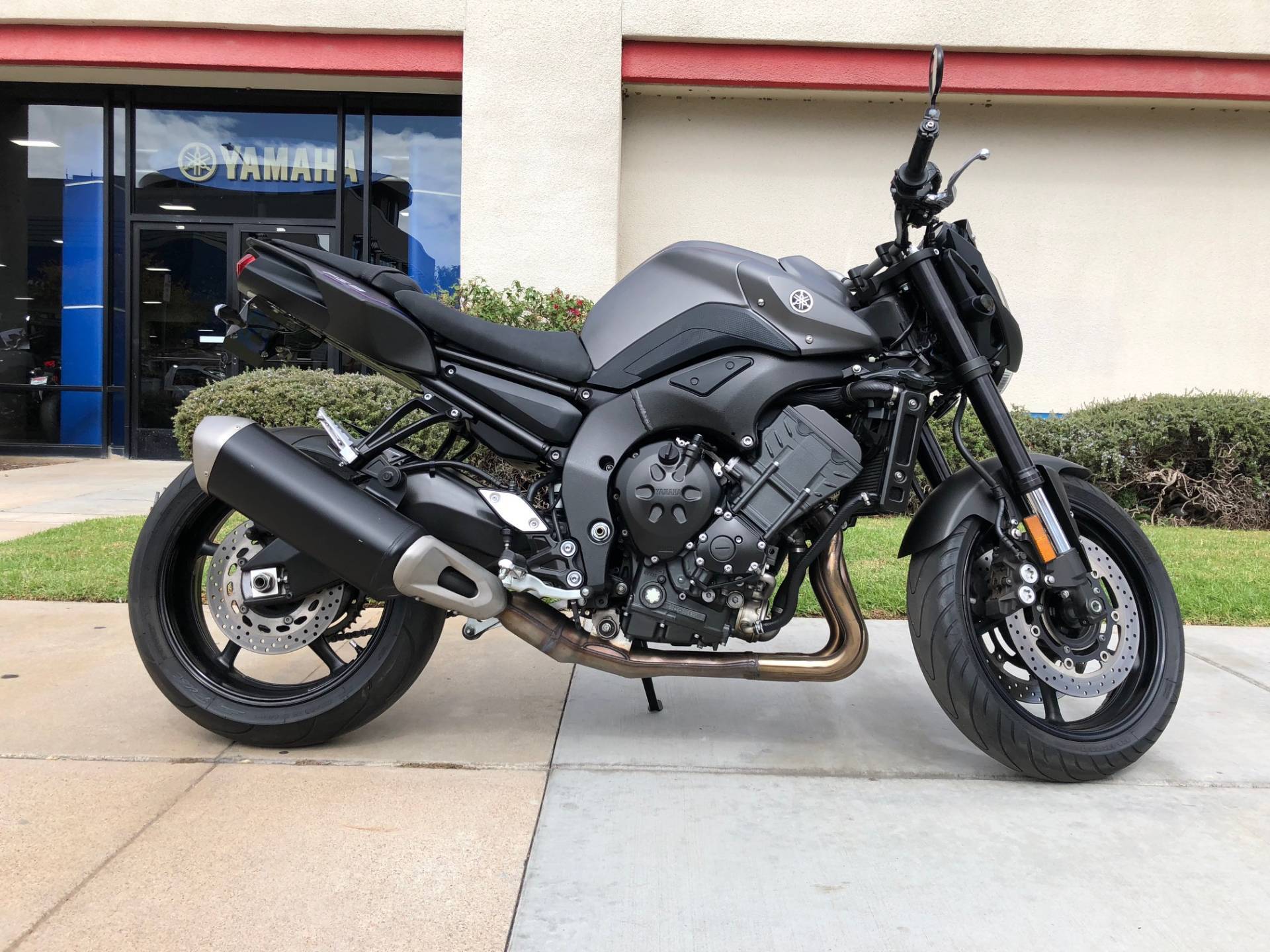 2013 Yamaha FZ8 MOTORCYCLE