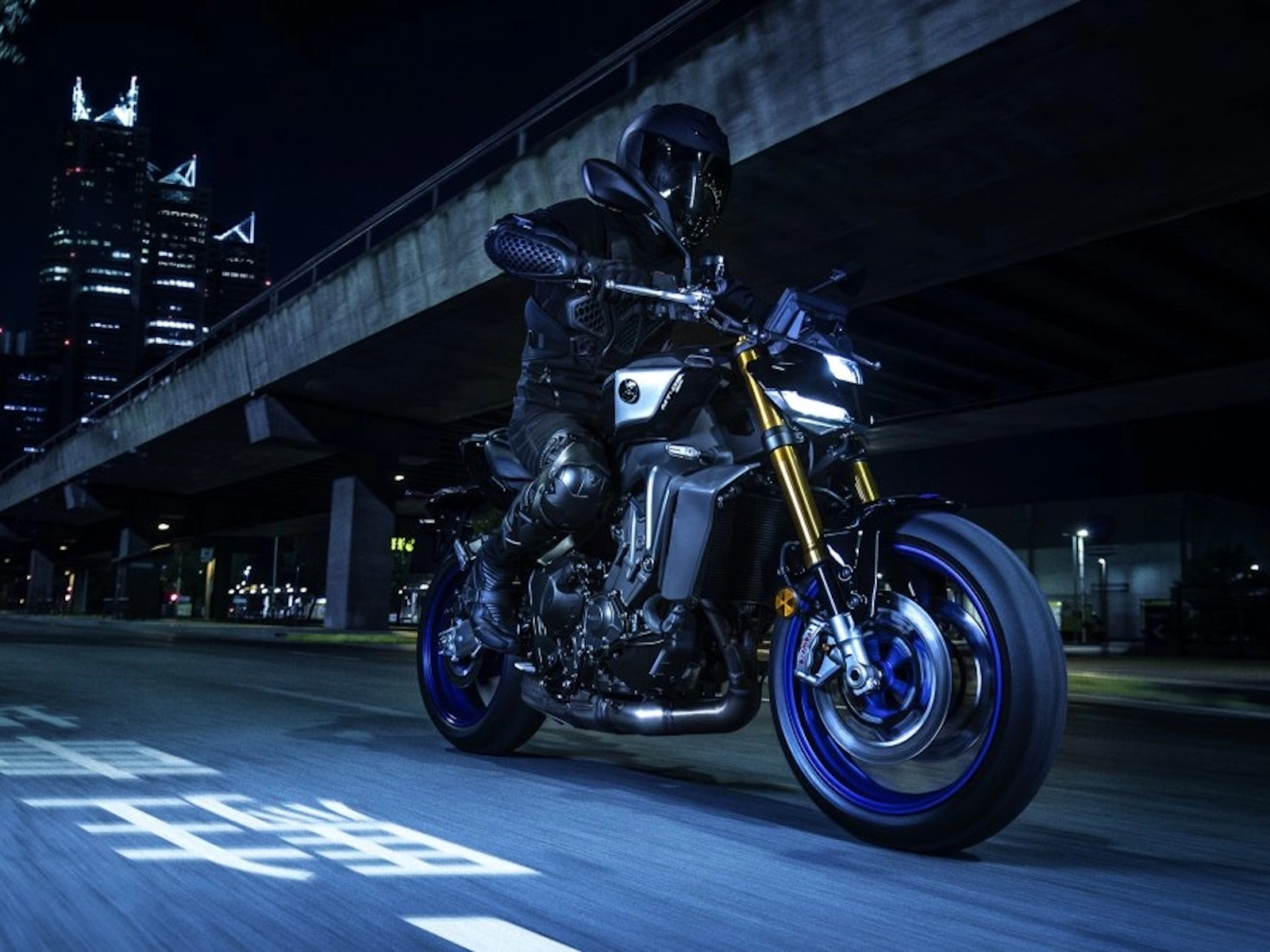 2025 Yamaha MT-09 SP Motorcycle