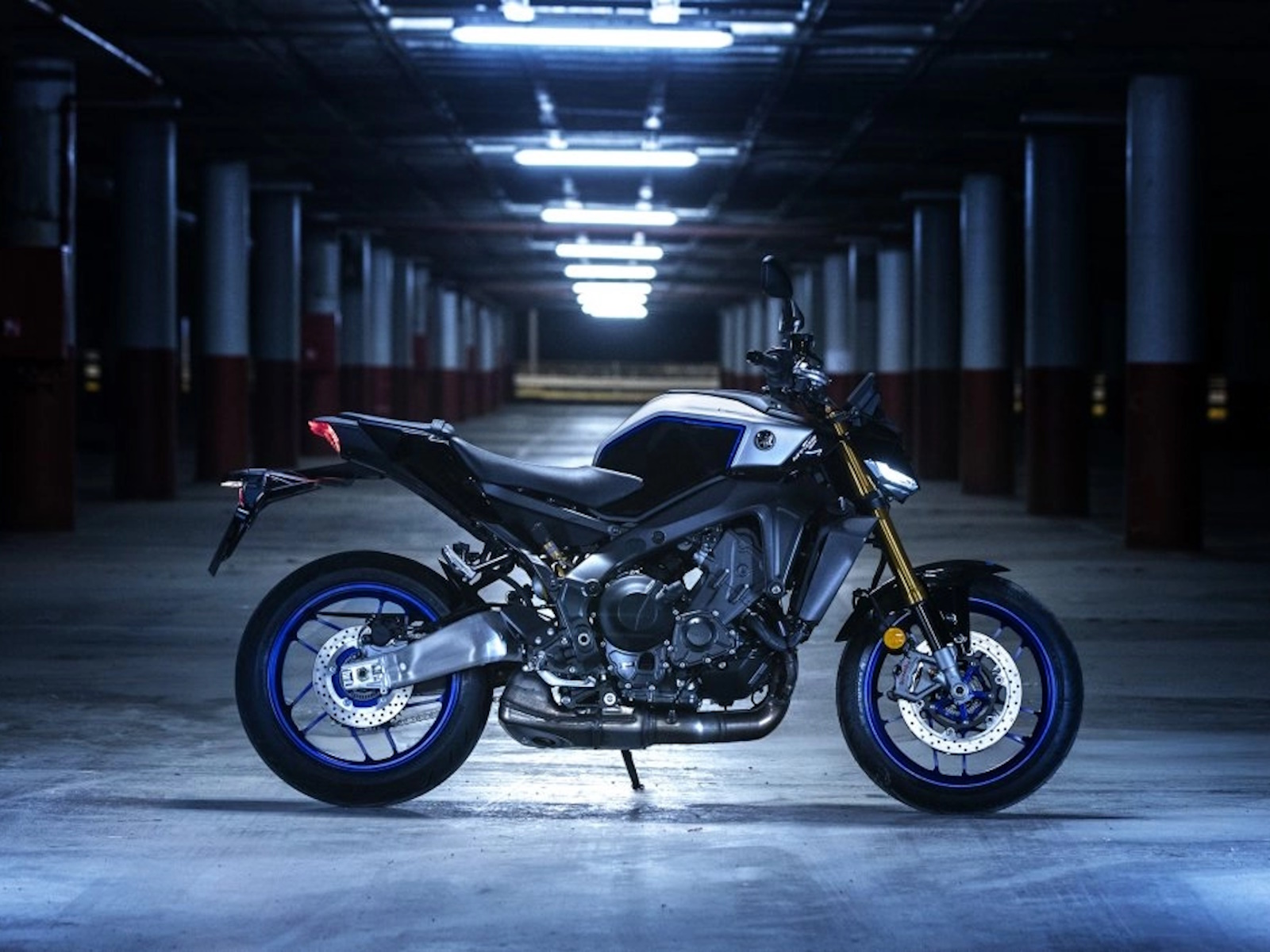 2025 Yamaha MT-09 SP Motorcycle