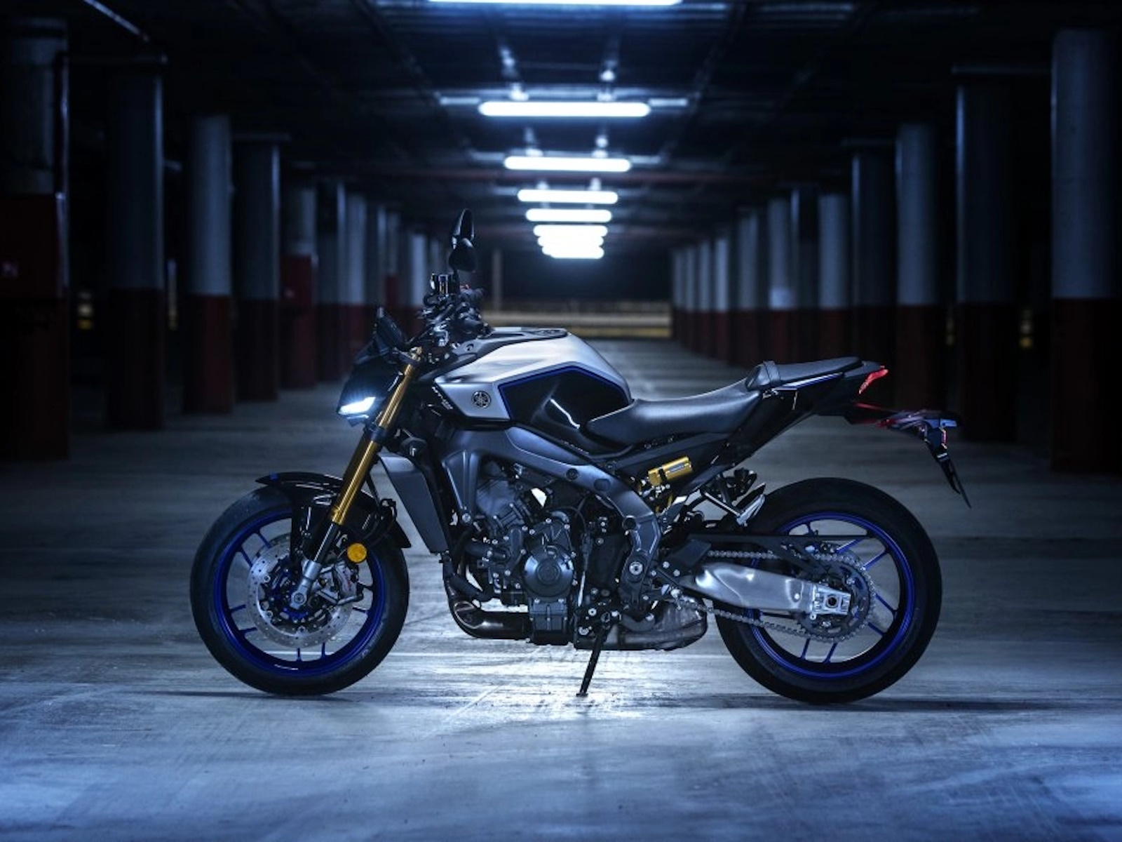 2025 Yamaha MT-09 SP Motorcycle