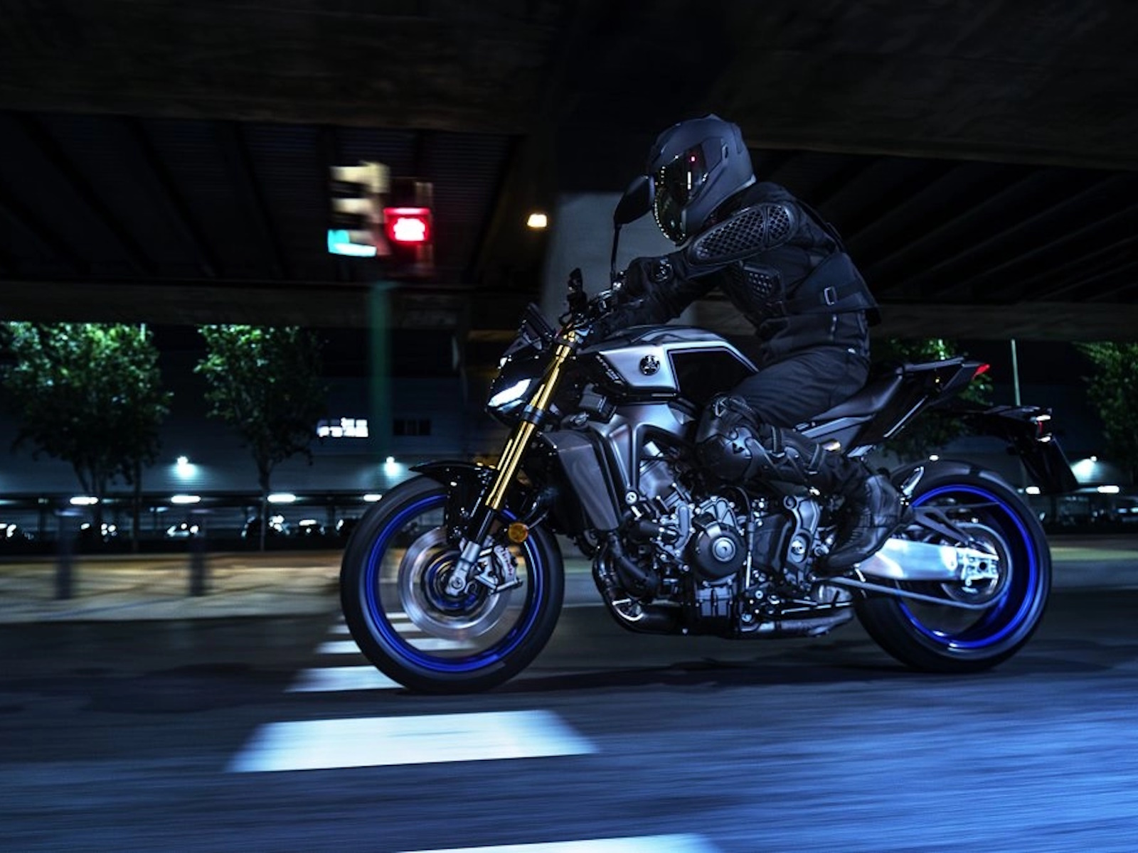 2025 Yamaha MT-09 SP Motorcycle