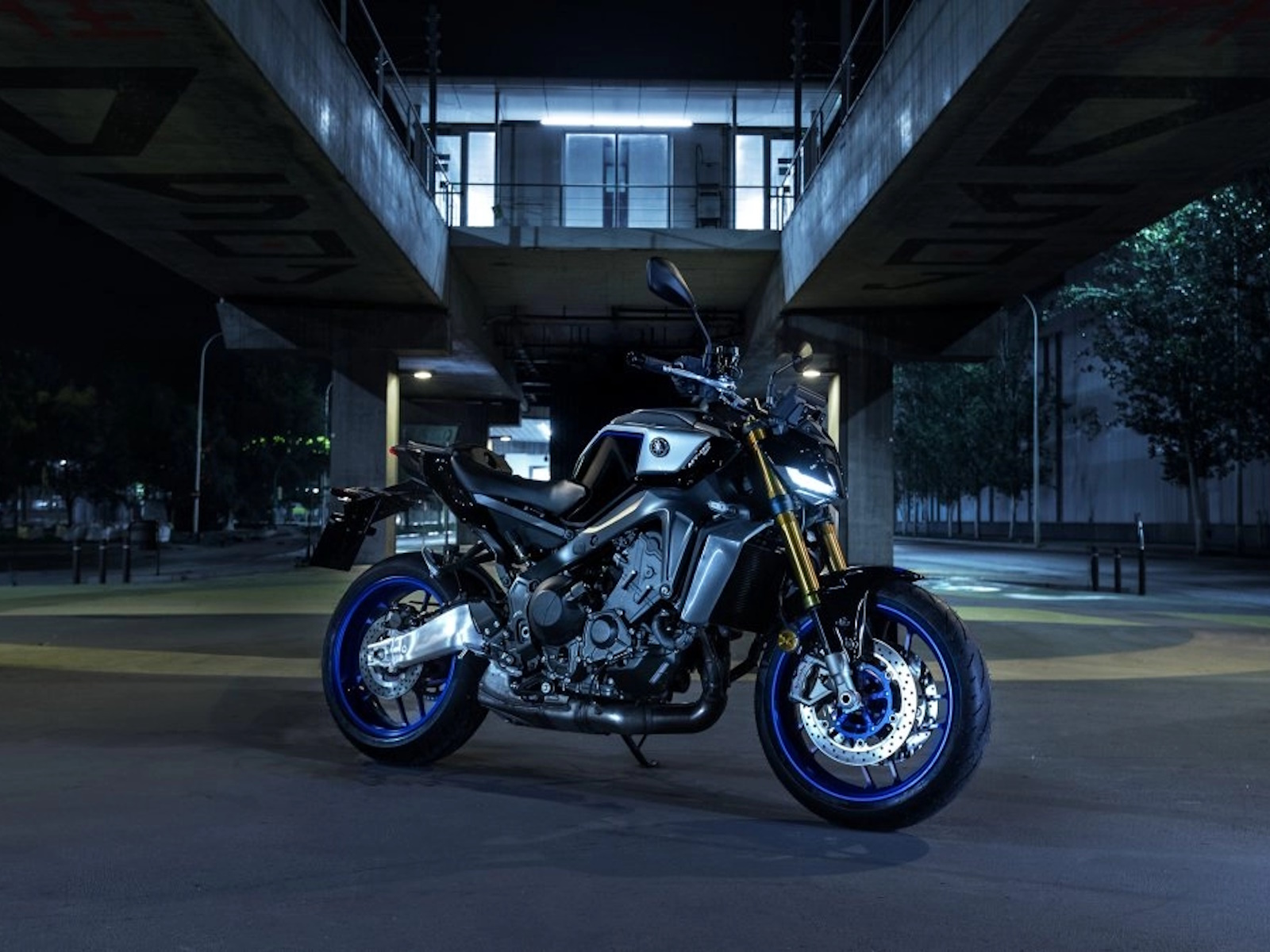 2025 Yamaha MT-09 SP Motorcycle