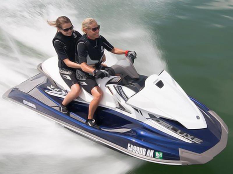 2016 Yamaha VX Deluxe Personal Watercraft