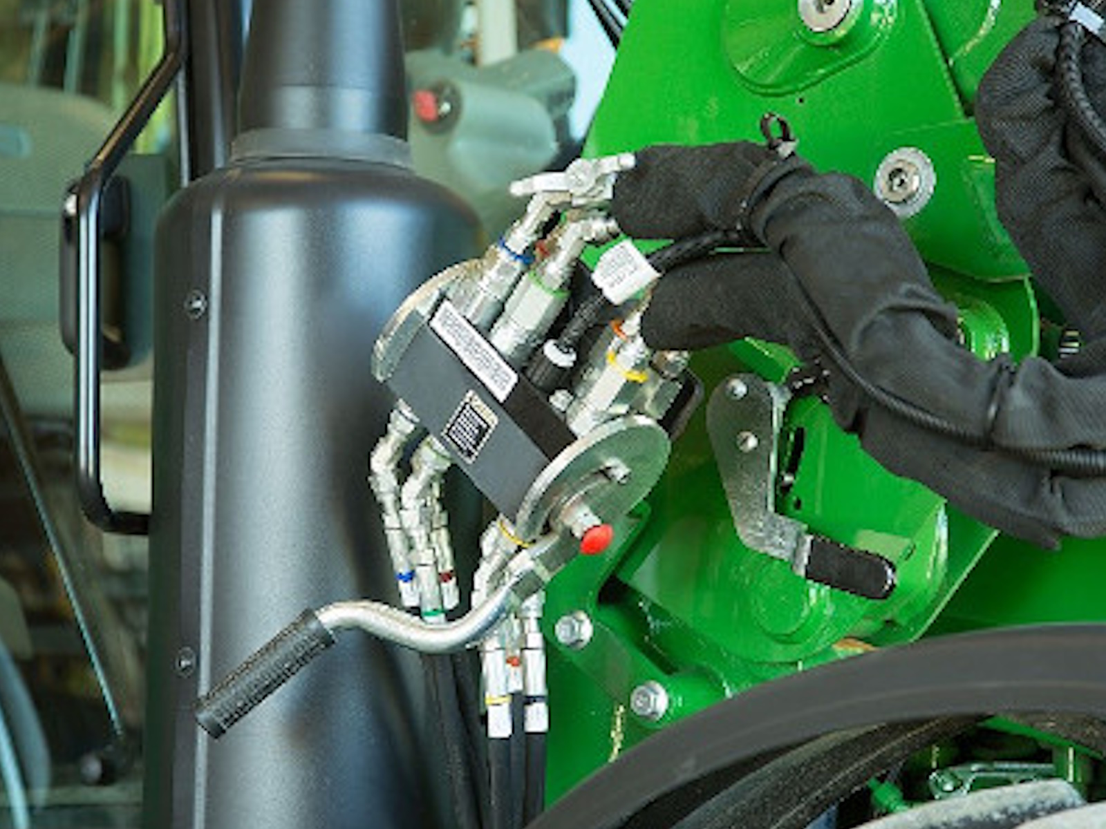 2026 John Deere Ag 600R Compact Utility Tractors