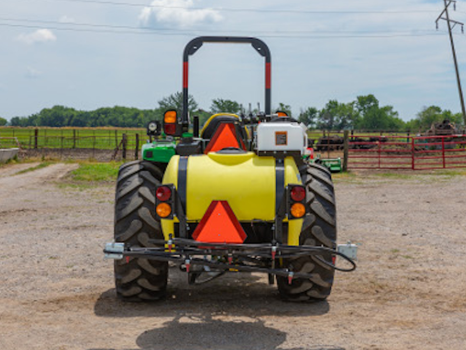 2026 John Deere Ag LS2004 Sprayer