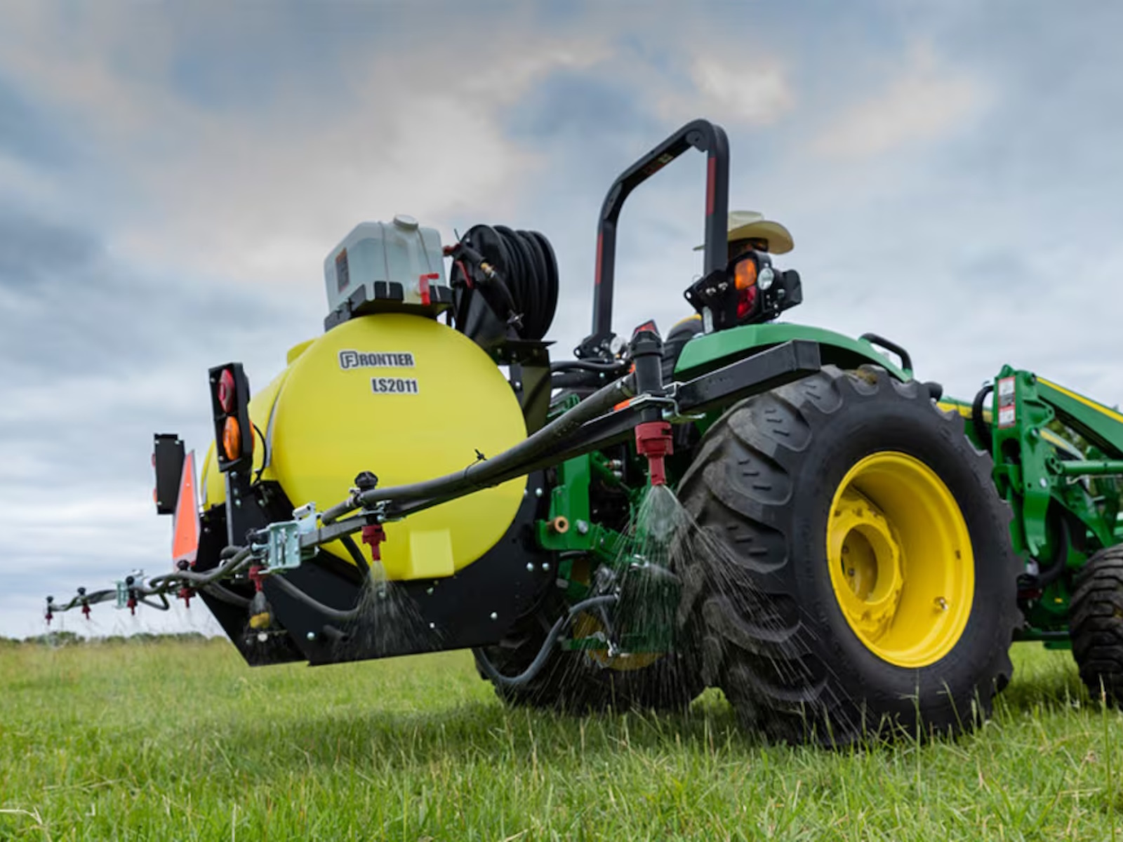 2026 John Deere Ag LS2004 Sprayer