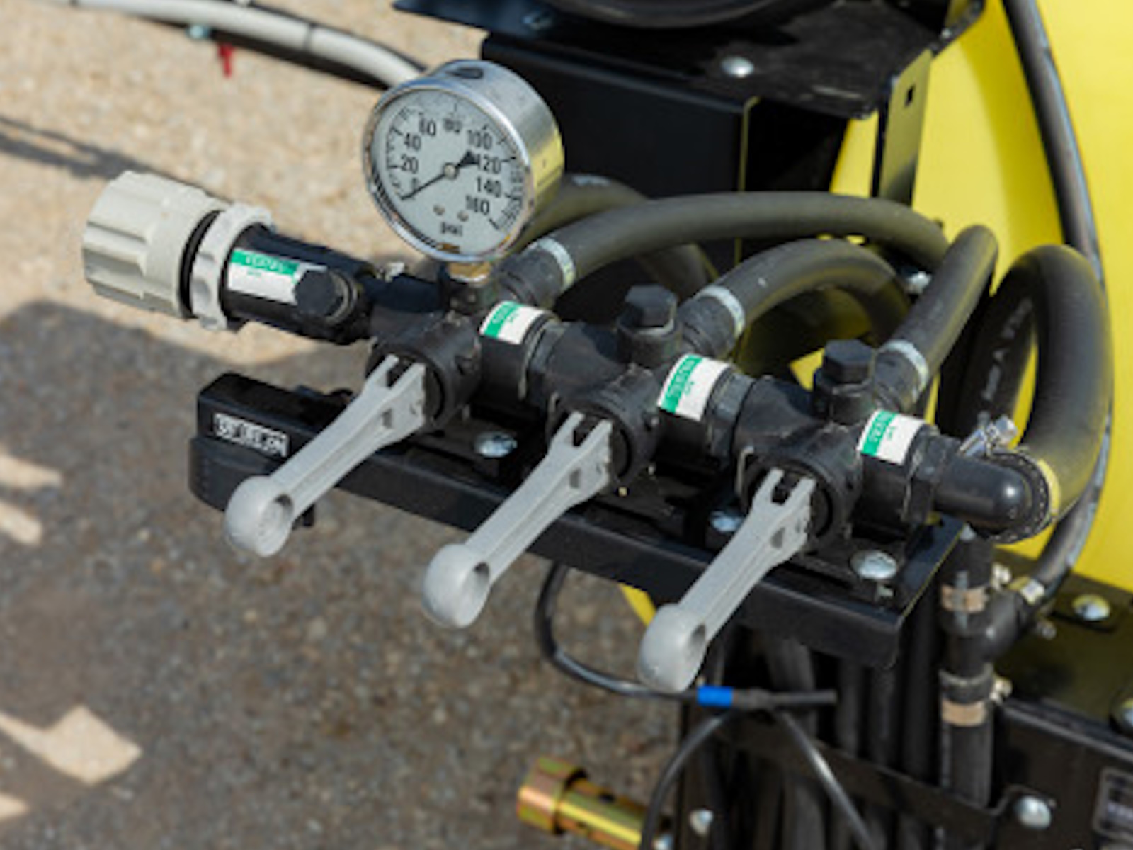 2026 John Deere Ag LS2004 Sprayer