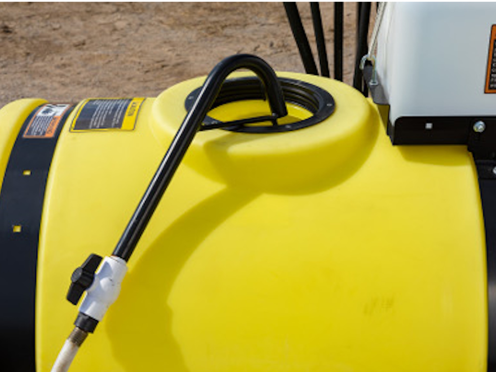2026 John Deere Ag LS2004 Sprayer