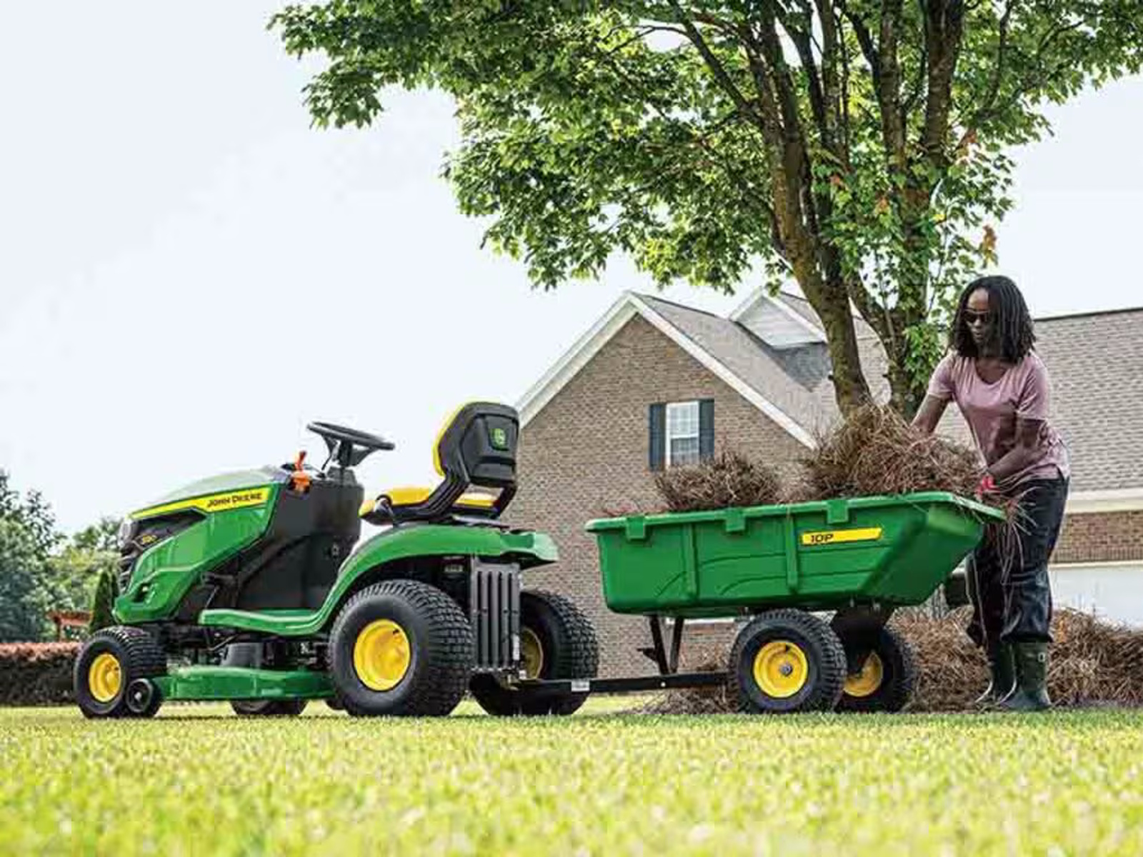 2026 John Deere Lawn & Garden S120 Riding Lawn Mowers