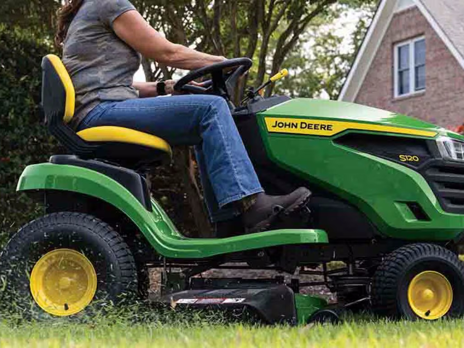 2026 John Deere Lawn & Garden S120 Riding Lawn Mowers