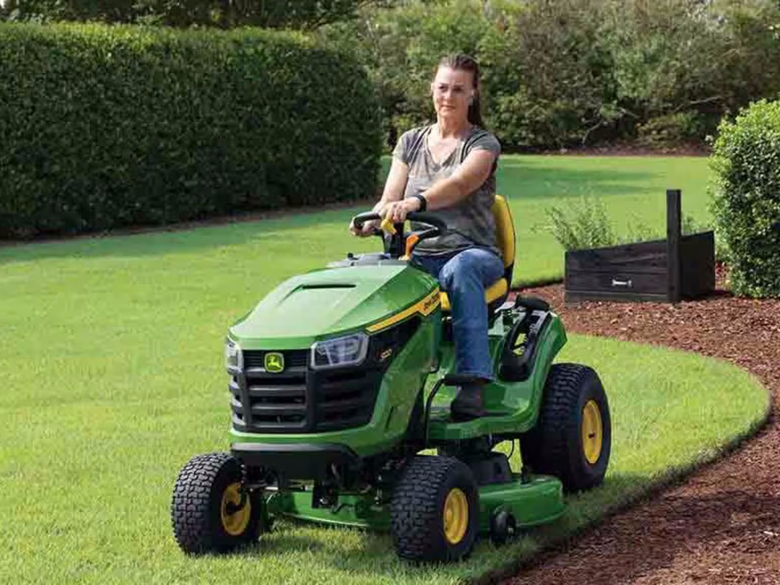 2026 John Deere Lawn & Garden S120 Riding Lawn Mowers