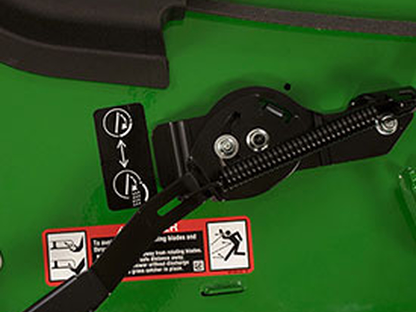2026 John Deere Lawn & Garden X330 48-in deck Riding Lawn Mowers