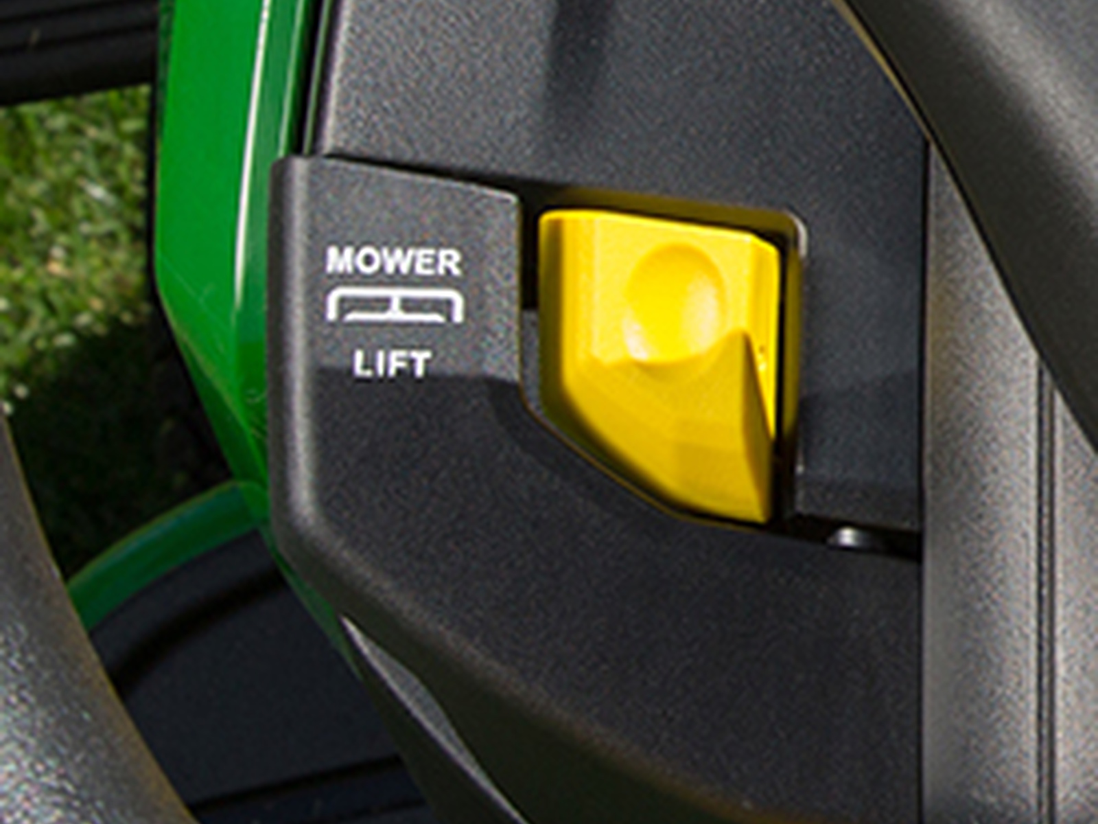 2026 John Deere Lawn & Garden X330, 42-in deck Riding Lawn Mowers