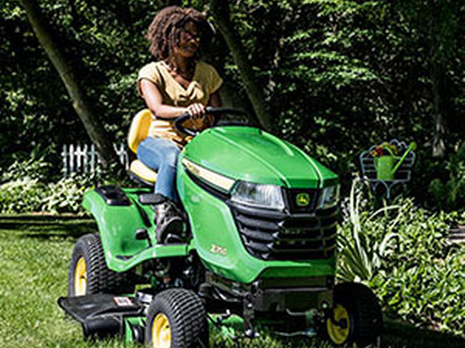 2026 John Deere Lawn & Garden X330, 42-in deck Riding Lawn Mowers