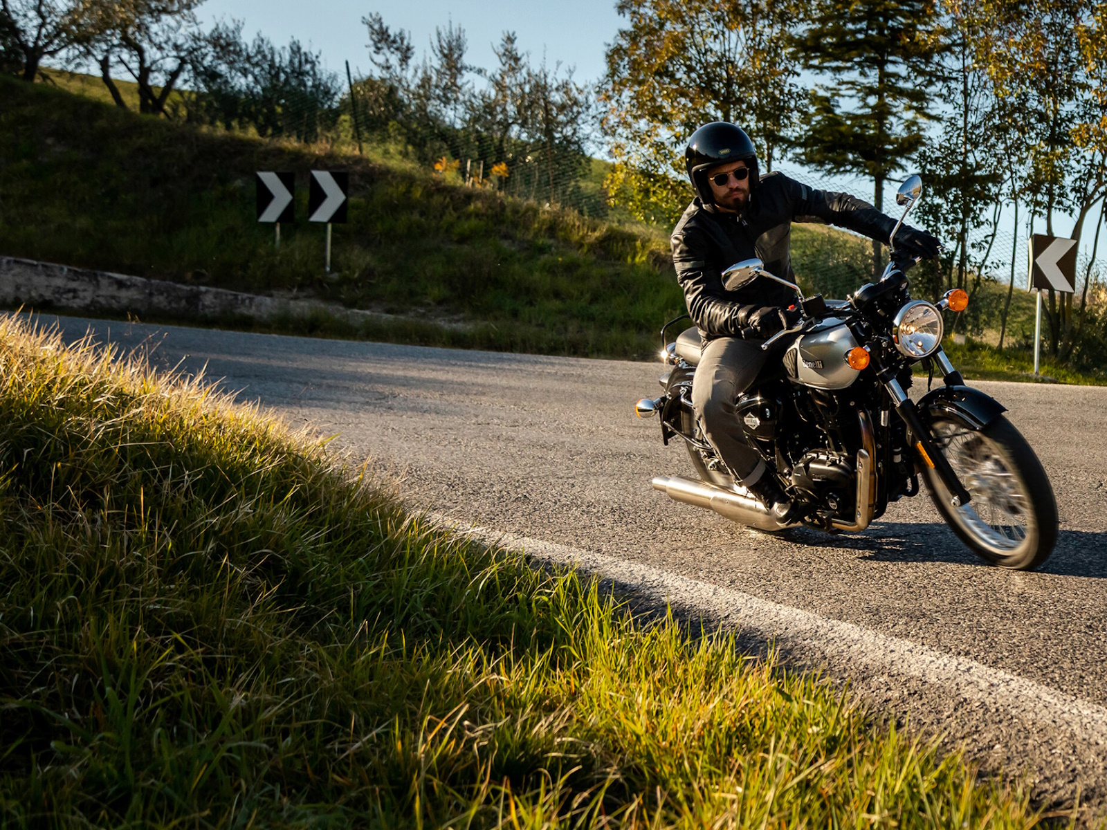 2025 Benelli Imperiale 400 Motorcycle