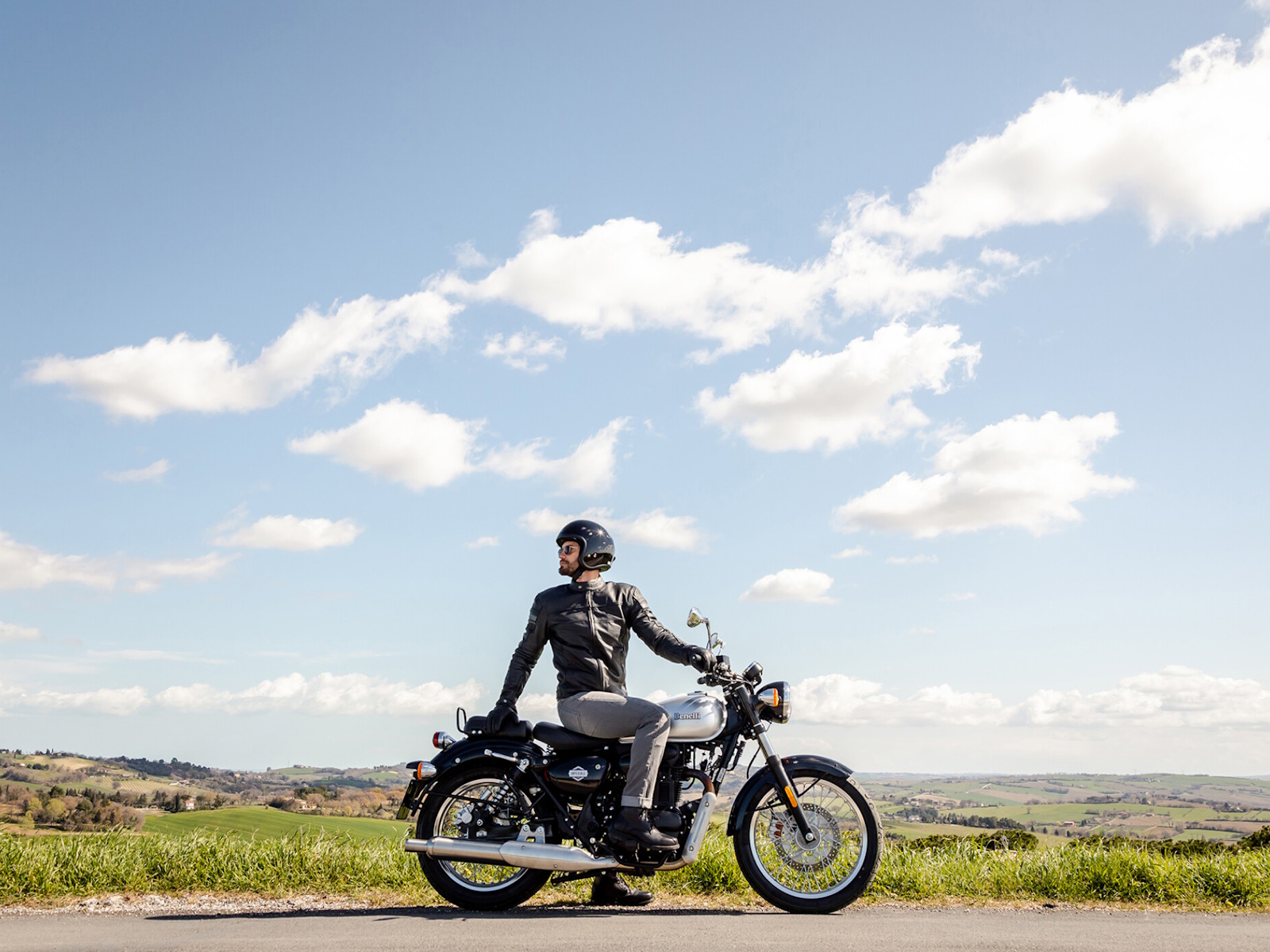 2025 Benelli Imperiale 400 Motorcycle