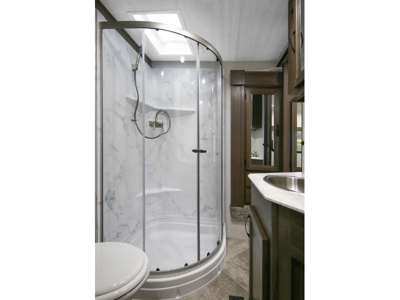 2021 Winnebago Voyage Fifth Wheel