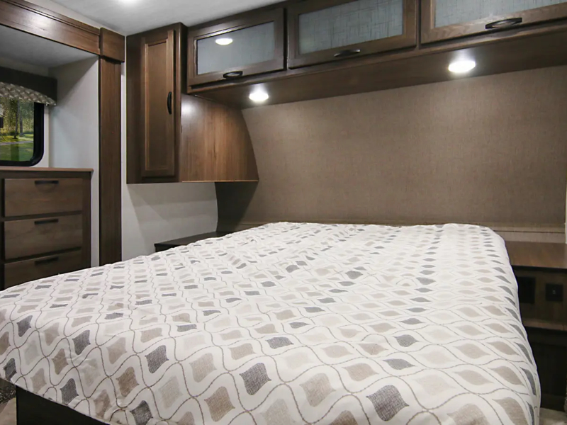 2021 Winnebago Voyage Fifth Wheel