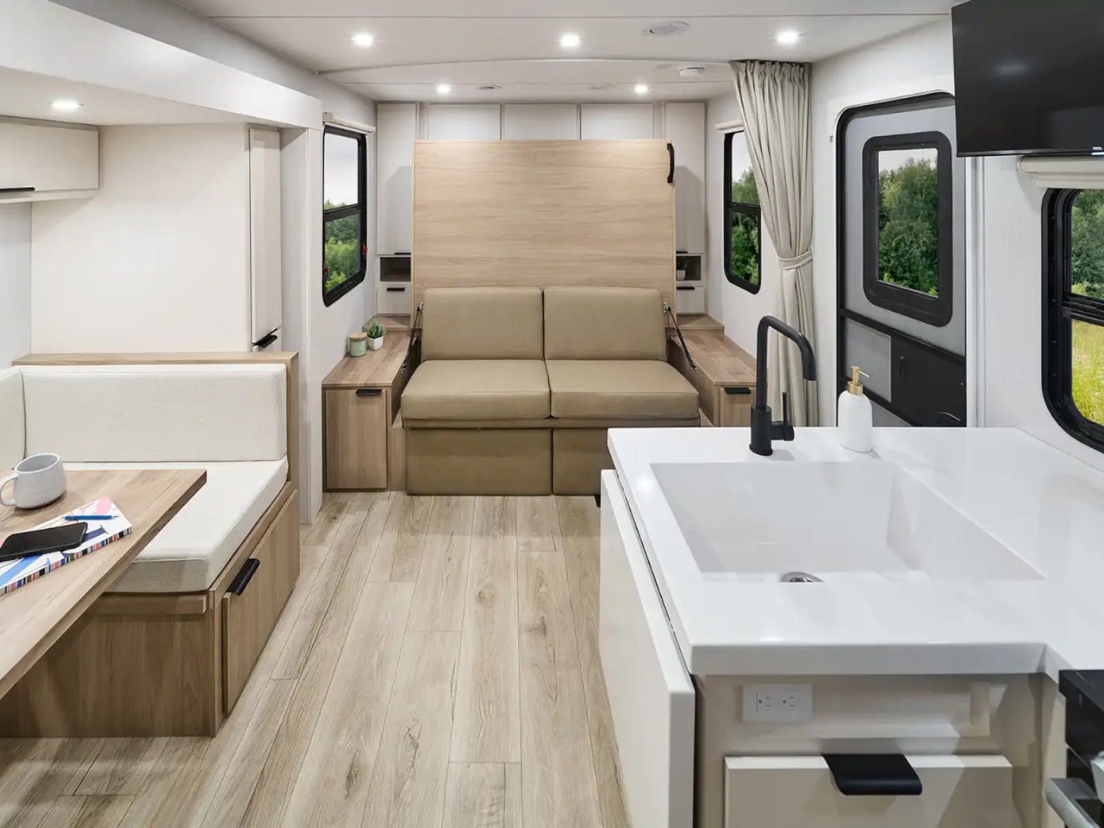 2026 Winnebago Thrive 22MBH BUNK HOUSE TRAVEL TRAILER