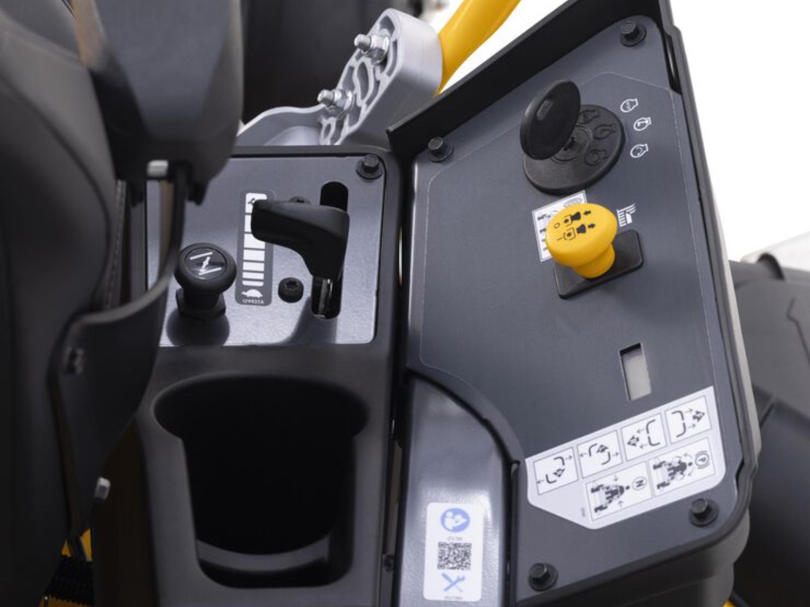 2027 Cub Cadet Z3 60 Mower-ZTR