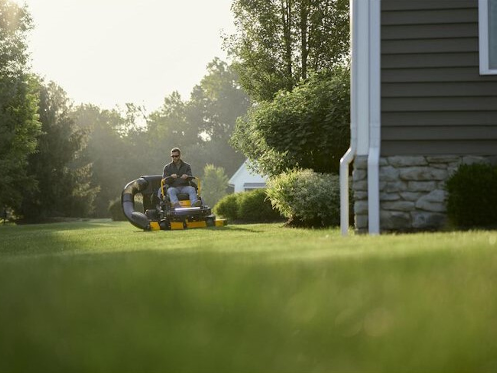 2027 Cub Cadet Z2 60 Mower-ZTR