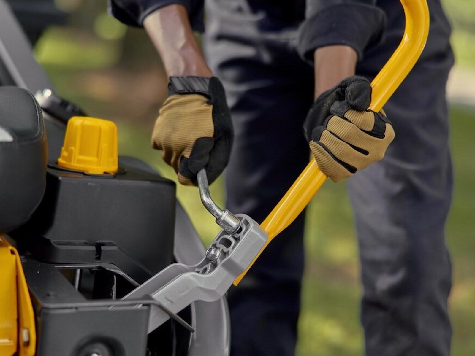 2027 Cub Cadet Z2 60 Mower-ZTR