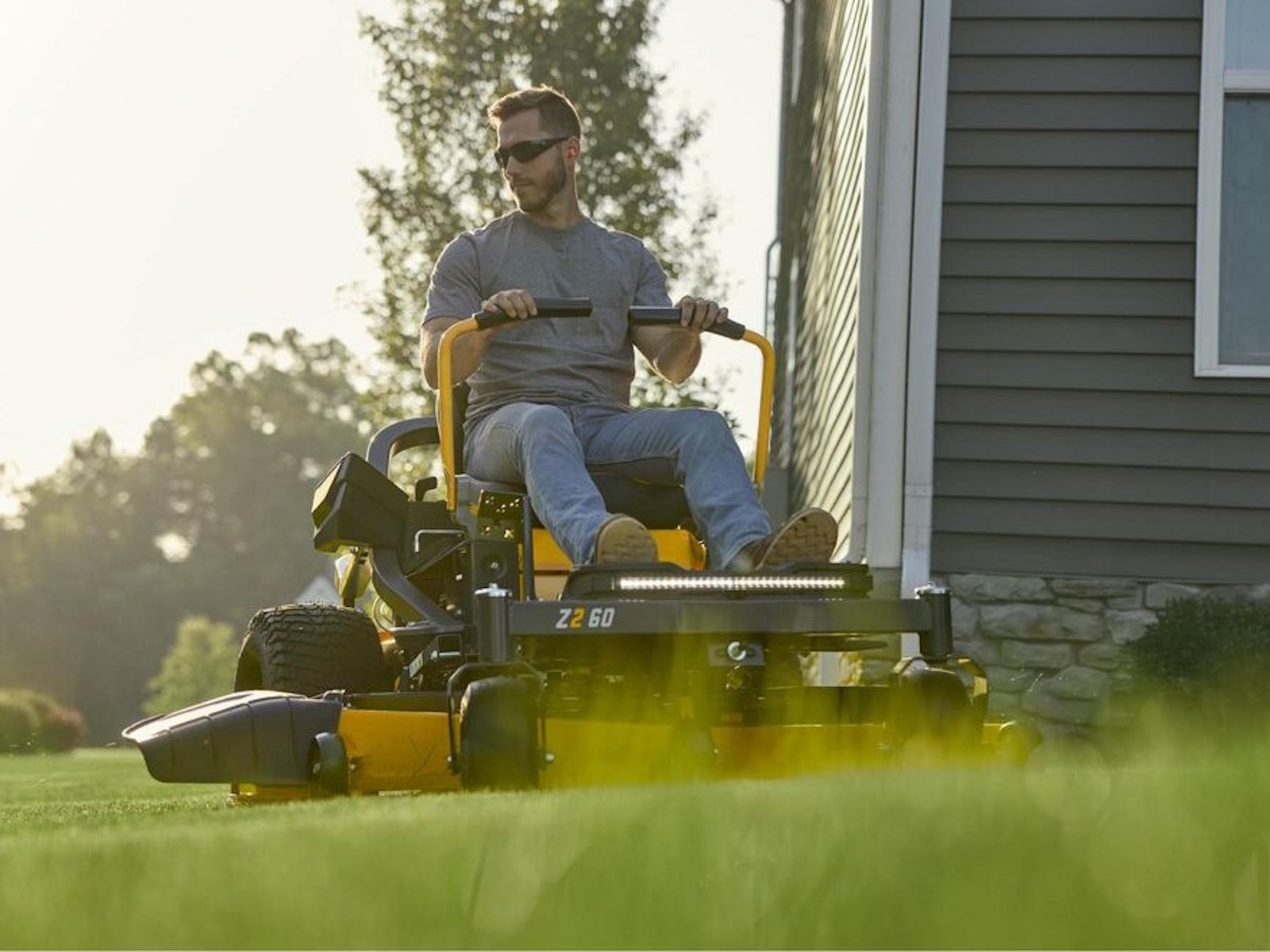 2027 Cub Cadet Z2 60 Mower-ZTR