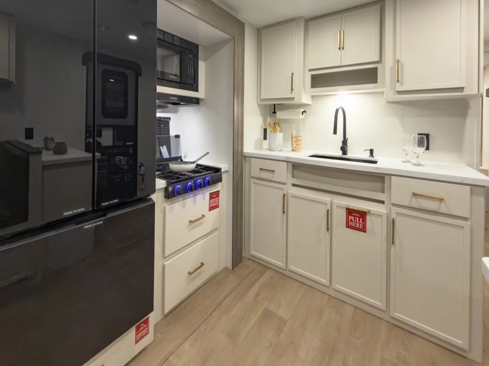 2027 Grand Design Transcend 295QBT TRAVEL TRAILER